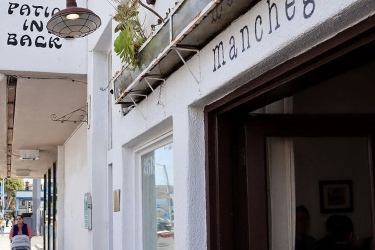 Front%20view%20of%20Manchego%20Restaurant
