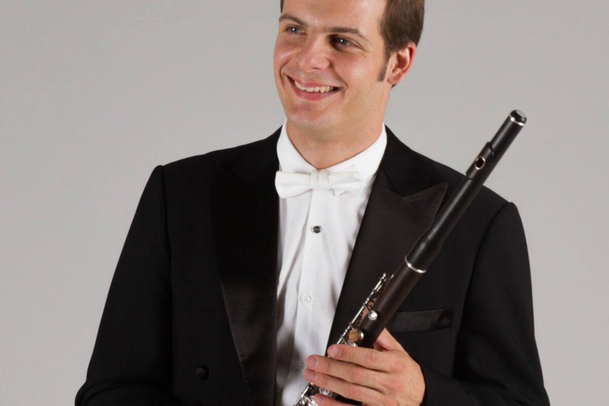 man%20with%20a%20flute